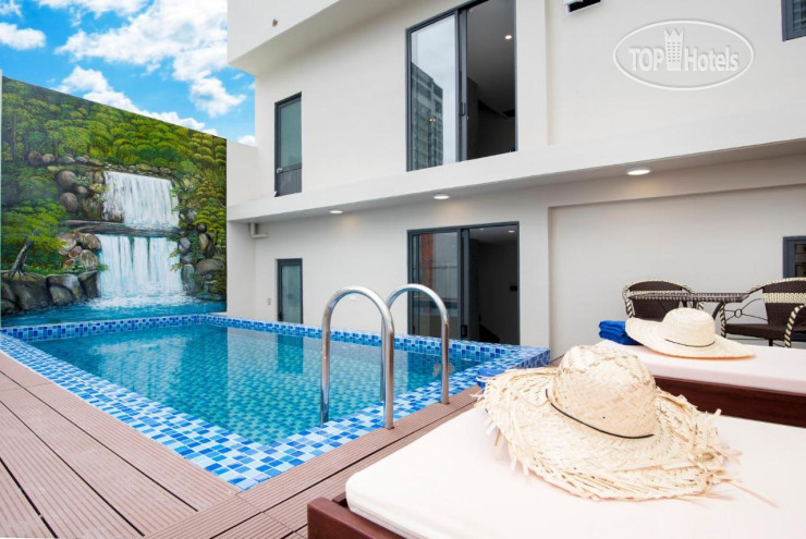 New photos from tourists Golden Lotus Central Hotel 3*