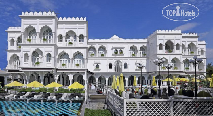 Hotel photo Chloe Gallery 5*