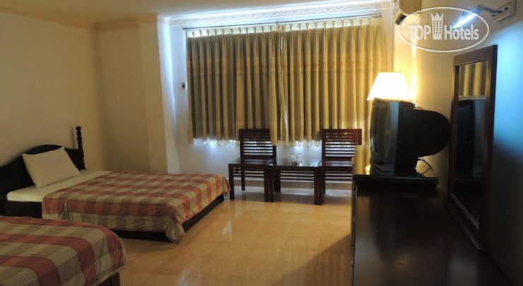 New photos from tourists Phung Long Hotel 1*