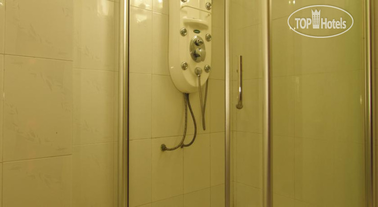 New photos from tourists Quynh Huong Hotel 1*