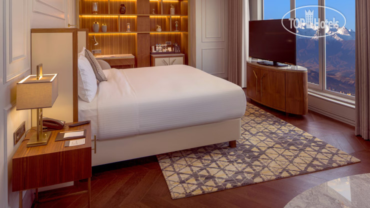 Фотографии отеля  Sheraton Bishkek 5*