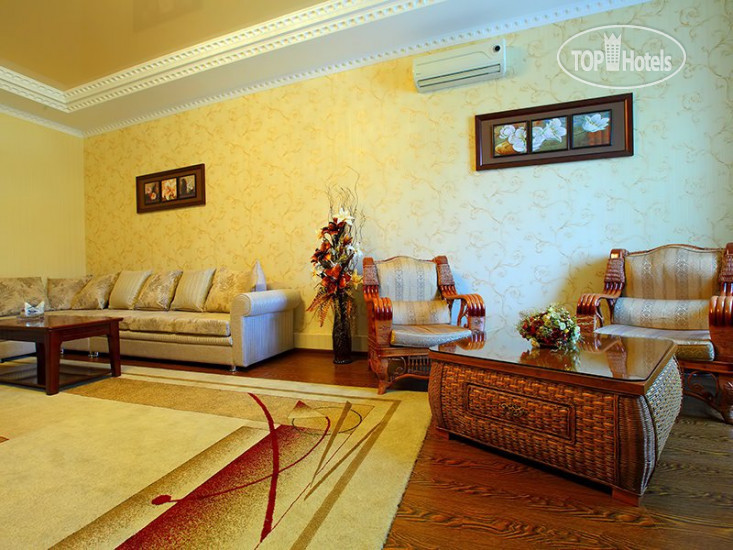 New photos from tourists Grand Hotel 4*