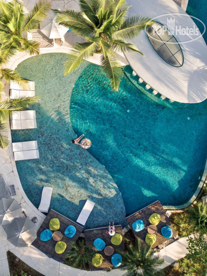 Photos Cross Bali Breakers