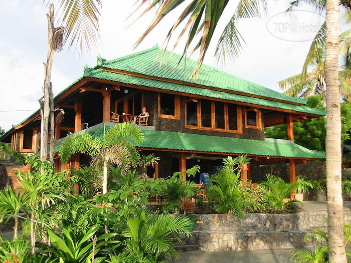 Photos Tulamben Wreck Divers