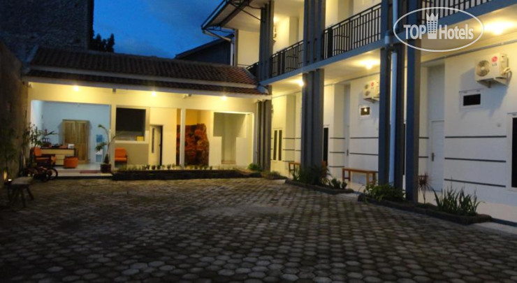 Photos Pendowo Huis Guest House