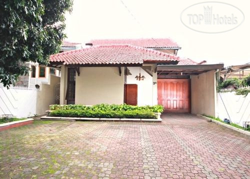 Hotelier's photos De Kapten Setiabudi Cottage and Guest House 2*