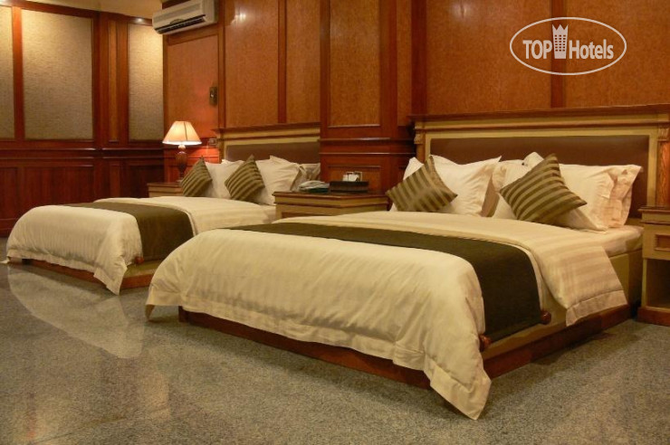 Hotel photo Royal Regal Hotel 2*
