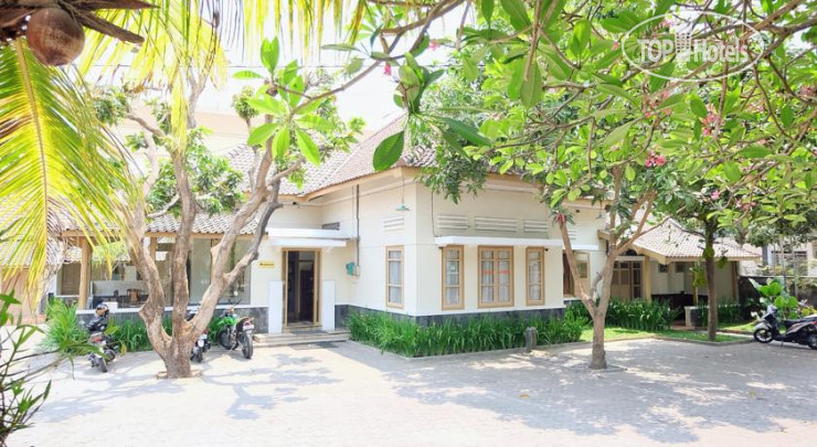 Hotelier's photos Ndalem Suratin Guesthouse 1*