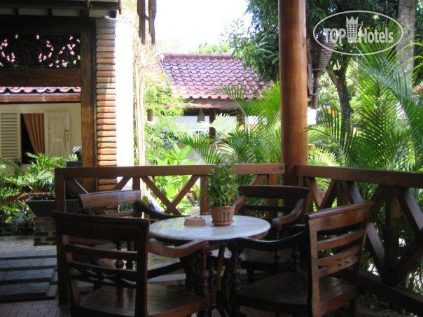 New photos from tourists Monginsidi Guest House 1*