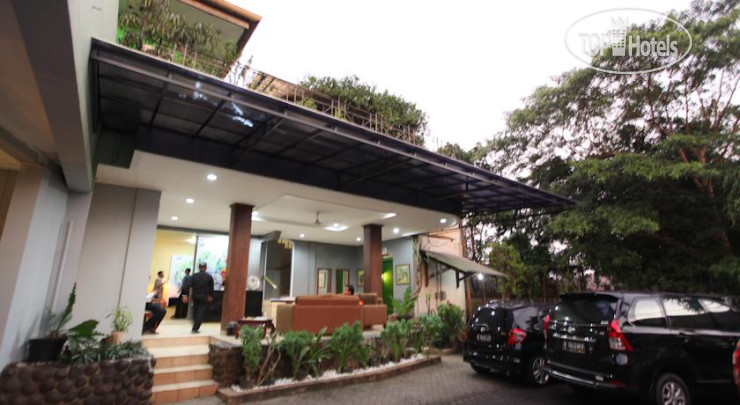 Hotelier's photos Maven Buncit 3*