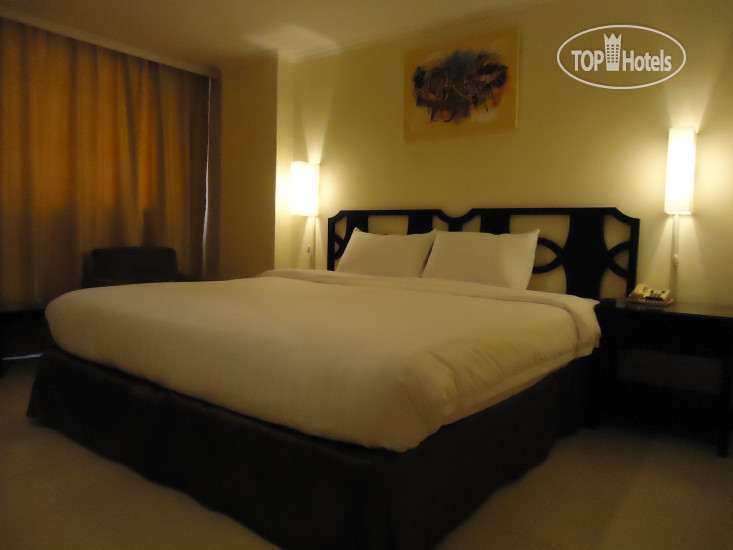 New photos from tourists Grand Surabaya Hotel 3*
