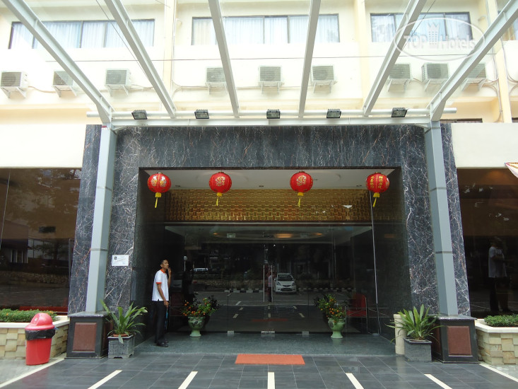 Hotelier's photos Grand Surabaya Hotel 3*