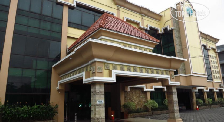 Hotelier's photos Grand Setiakawan Hotel 3*