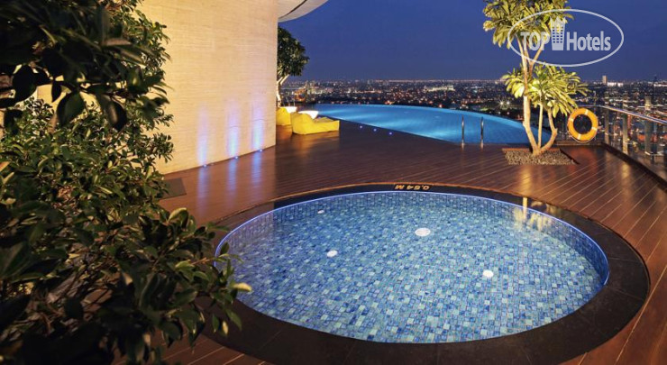 New photos from tourists Ciputra World Surabaya 5*