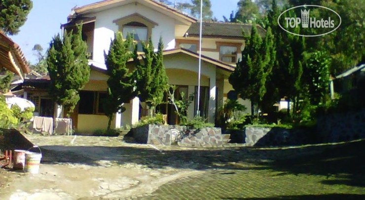New photos from tourists Nur Alam Hotel 3*