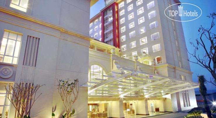 Hotelier's photos Grand Zuri BSD City 4*