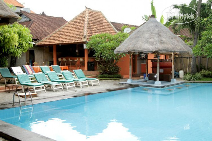 Hotelier's photos LA Inn Kuta 2*