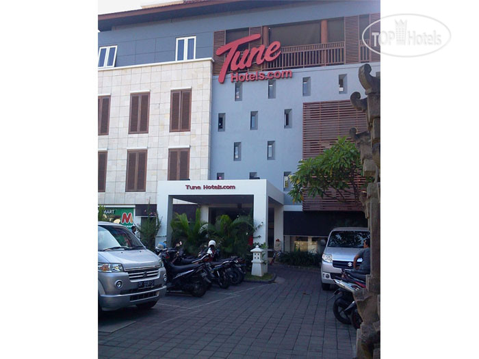 Hotelier's photos Tune Hotel - Kuta 3*