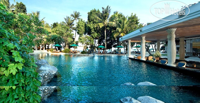 New photos from tourists Puri Santrian 4*