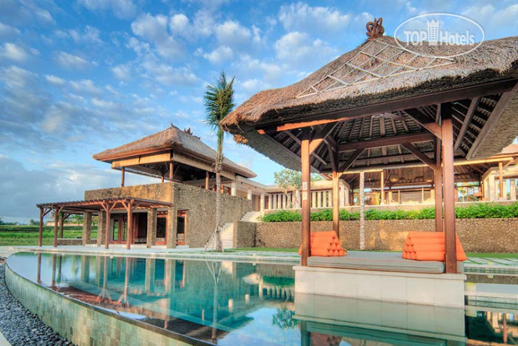 Hotel photo Puri Bawana 5*