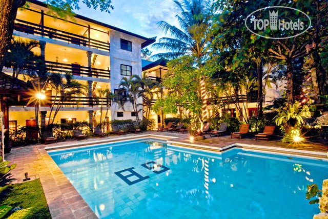 Hotelier's photos Sari Bunga Hotel 2*