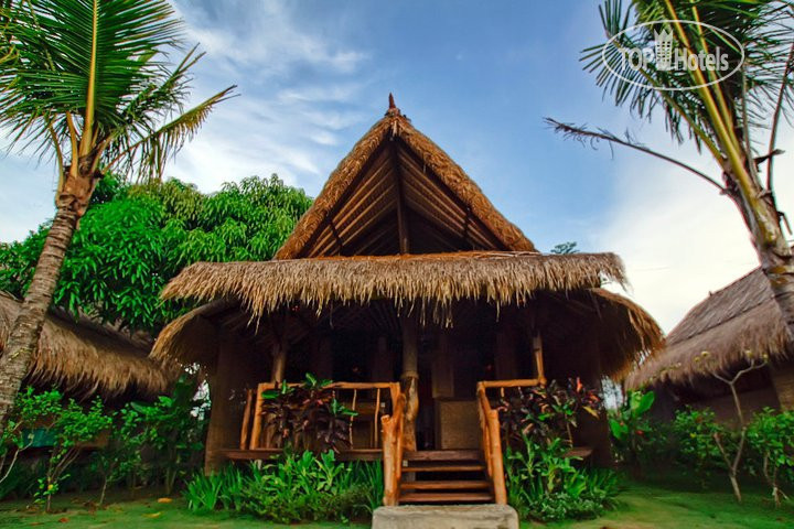Hotelier's photos Flower Bud Bungalow Balangan 2*