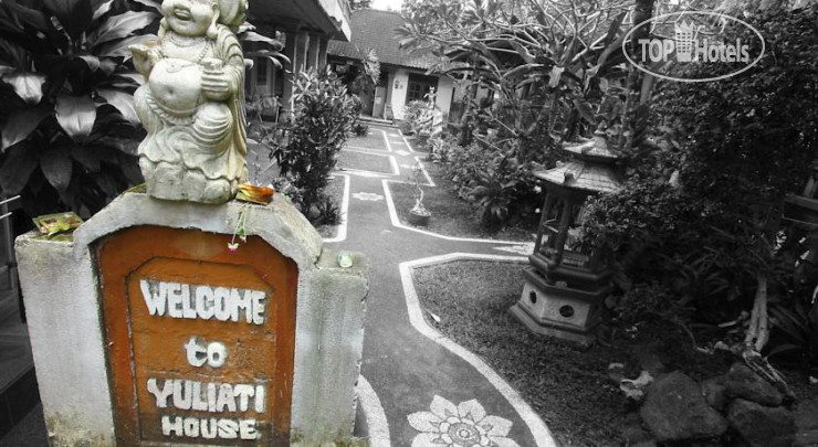 Hotelier's photos Yuliati House 1*