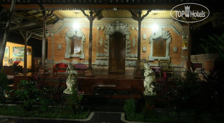 New photos from tourists Yuliati House 1*