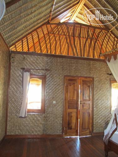 New photos from tourists Merta Sari Balangan Bungalows 2*