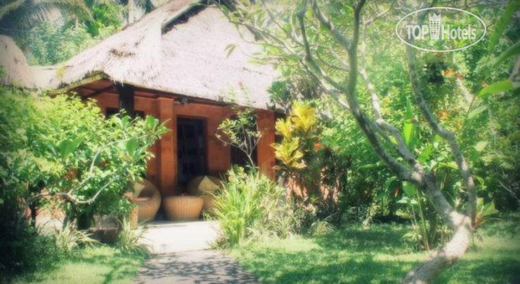 Hotelier's photos Anom Beach Inn Bungalows 3*