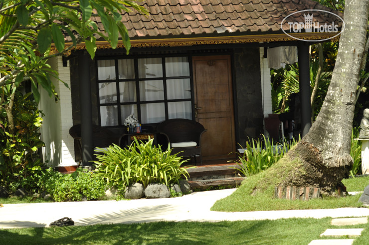 Hotelier's photos Bali Santi Bungalows 3*