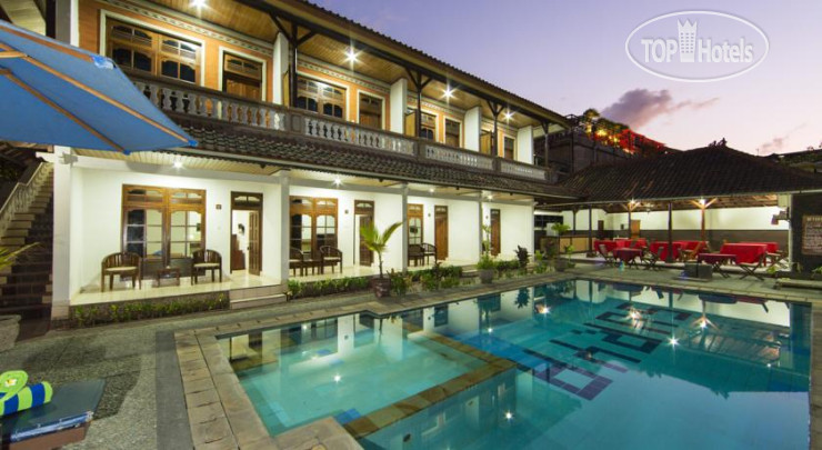 Hotelier's photos Surya Beach Inn Kuta 2*