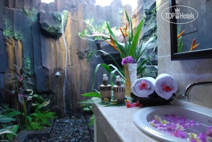 New photos from tourists Trijaya Guest House 1*