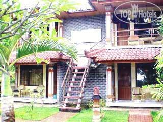 Hotelier's photos Lovina Beach Hotel 2*