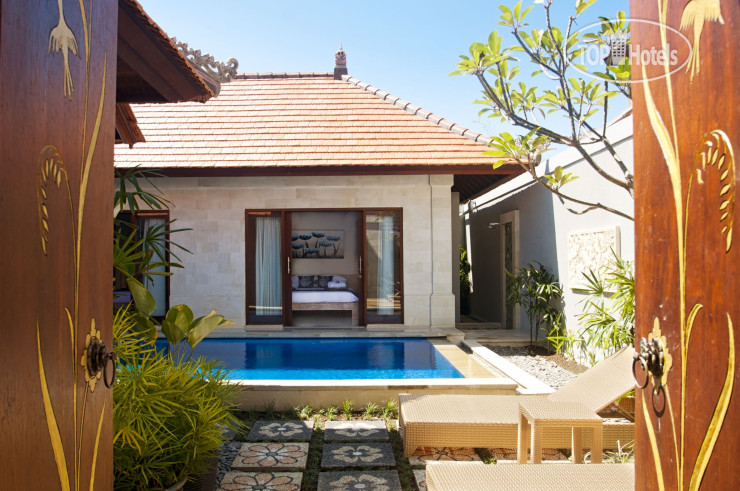 Hotelier's photos Taman Kesari Villas 4*