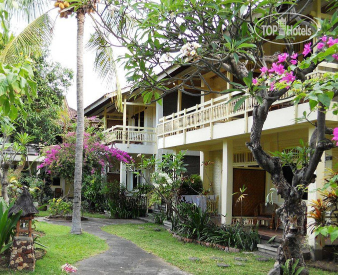 Hotelier's photos Bali Lovina Beach Cottage 3*