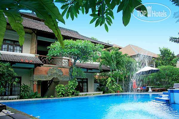 Hotelier's photos Taman Ayu Cottage 3*