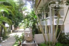 New photos from tourists Puri Saron Seminyak 4*