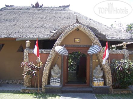 Hotel photo Puri Madawi 3*