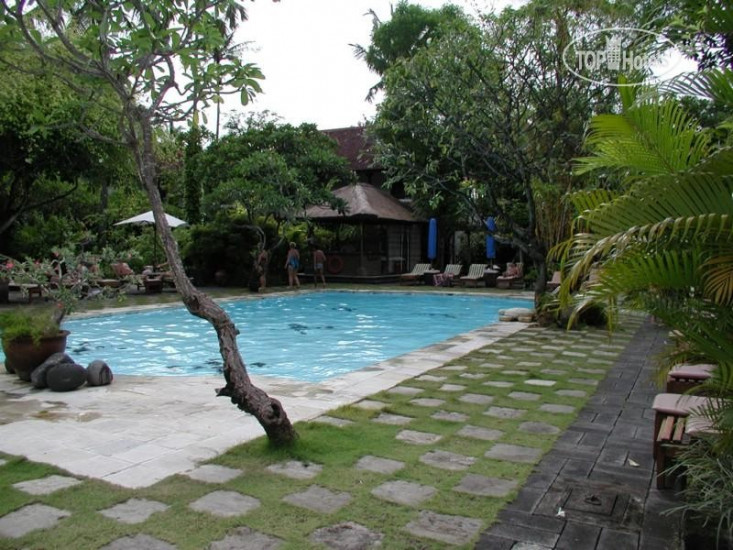 New photos from tourists Santika Beach 4*