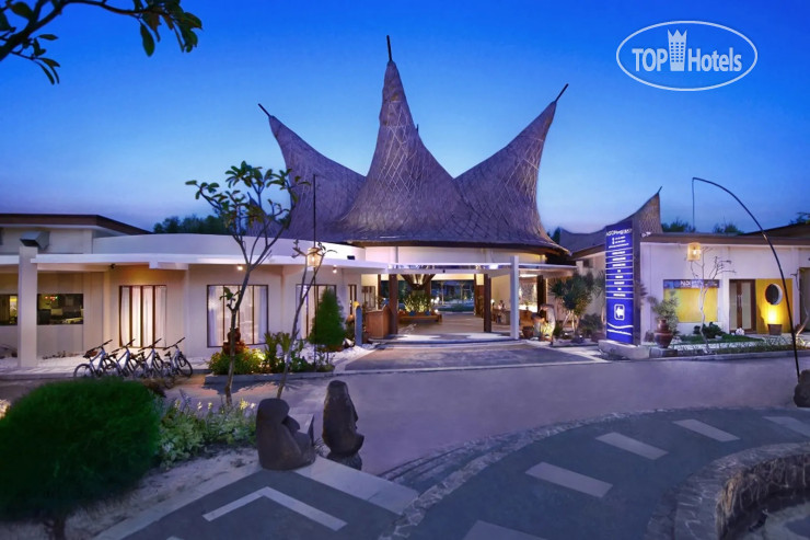 Hotel photo Aston Sunset Beach Resort - Gili Trawangan 5*