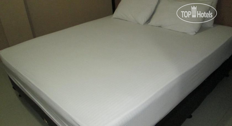 New photos from tourists Capital Hotel Makassar 1*