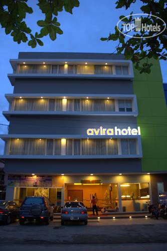 Hotelier's photos Avira Hotel Makassar 2*