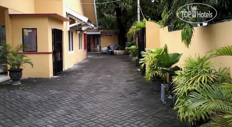 New photos from tourists Wisma Mutiara 1*