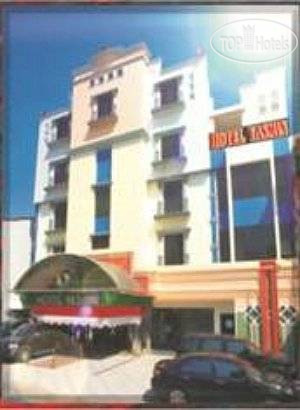 Hotelier's photos Yasmin Hotel Makassar 2*