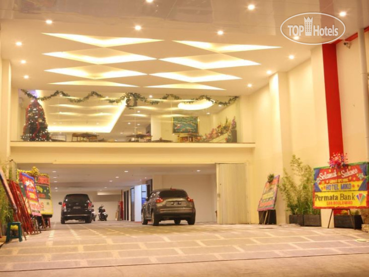 New photos from tourists Miko Hotel Makassar 2*
