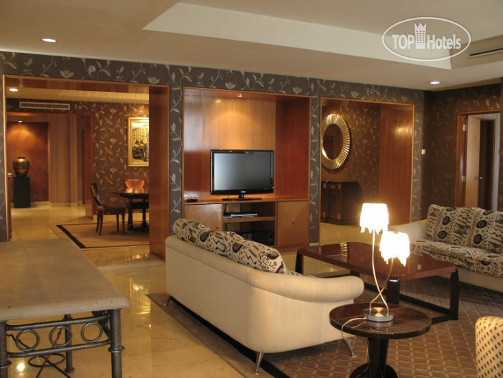 Hotel photo Aryaduta Manado 4*
