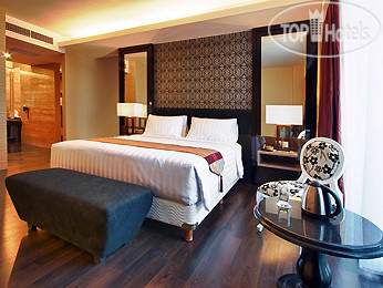 New photos from tourists Mercure Padang