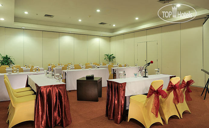 Hotel photo Transera Hotel Pontianak 3*