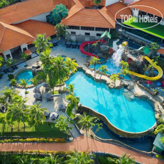 Фото Doubletree By Hilton Damai Laut Resort (ex.Swiss Garden Golf Resort & Spa Damai Laut)